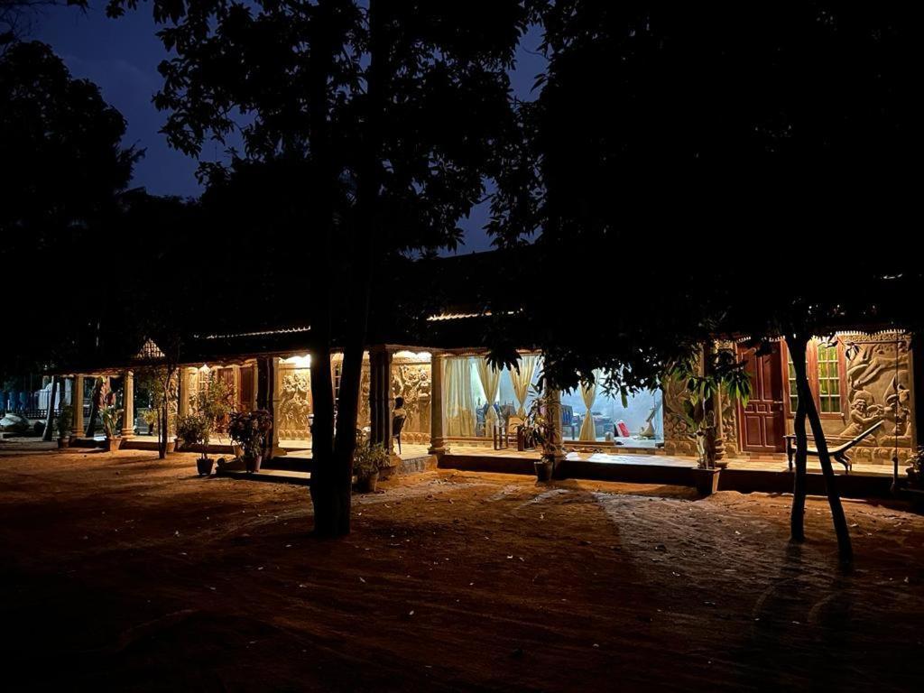 Hotel Kalpadiyil Balarampuram Esterno foto