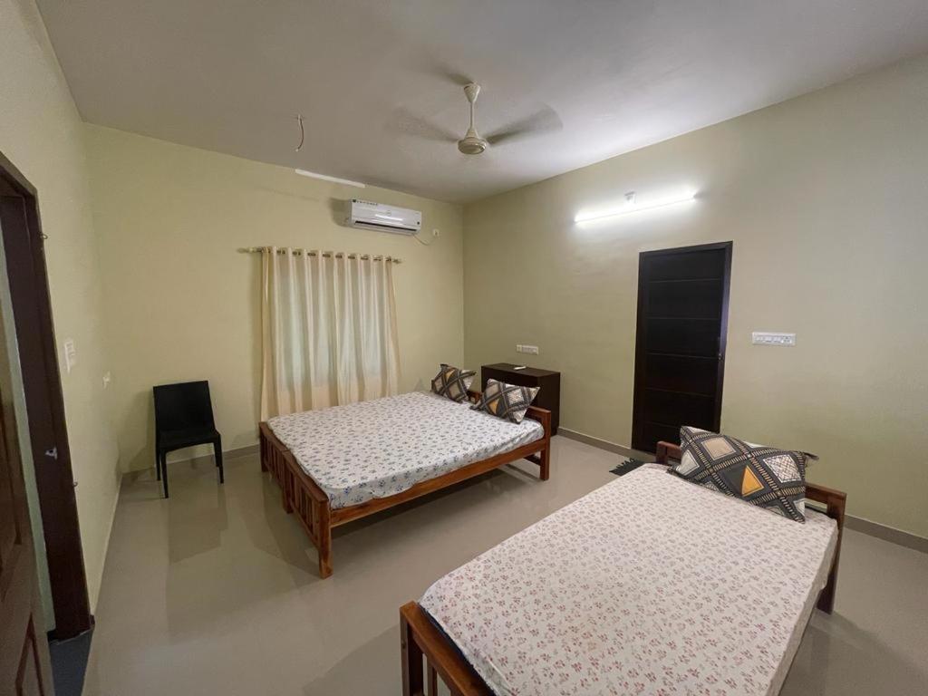 Hotel Kalpadiyil Balarampuram Esterno foto